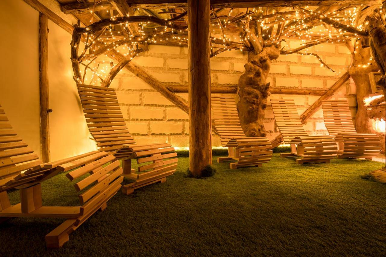 Tihiat Kut Complex Otel Köstendil Dış mekan fotoğraf